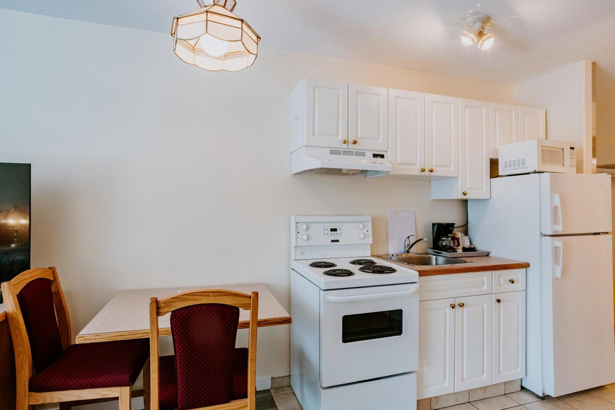 Western Budget Mosaic Hotel