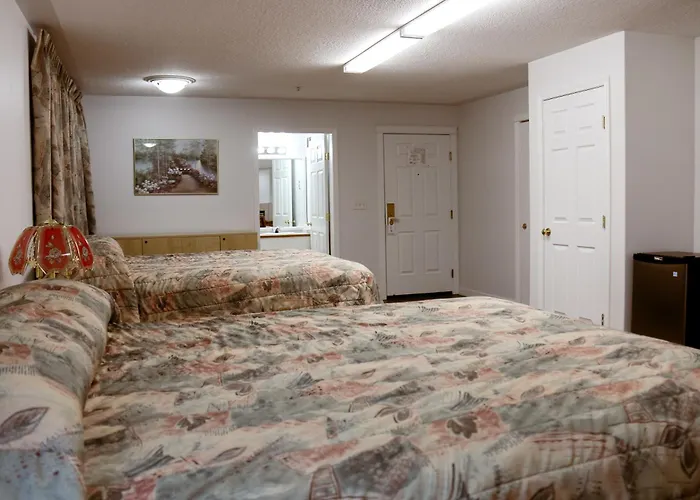 Western Budget Plus Mosaic Suites