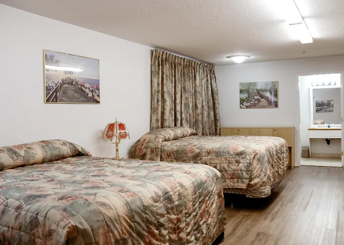 Western Budget Plus Mosaic Suites